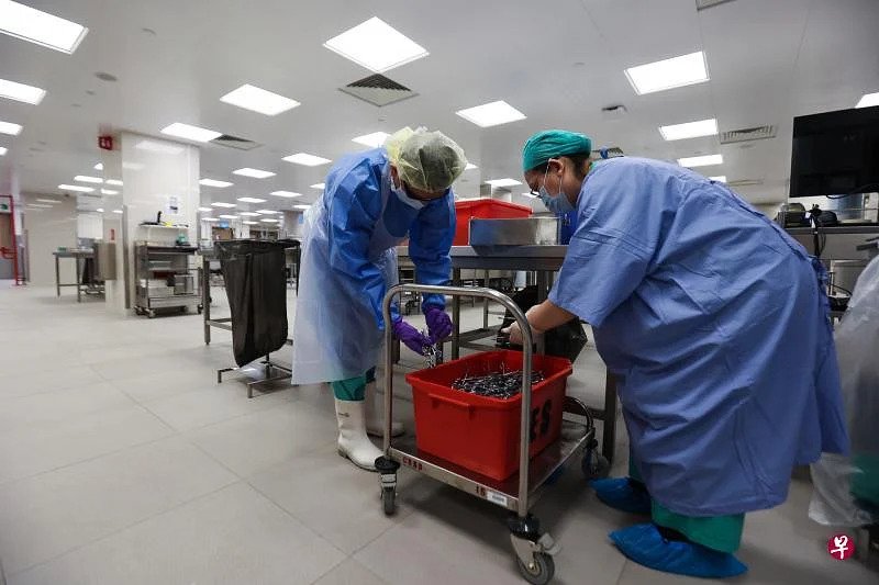 新加坡中央医院回收手术工具 每年重量料等于10辆轻型车