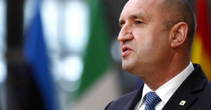 保加利亚总统解散国会 10月2日提前大选
