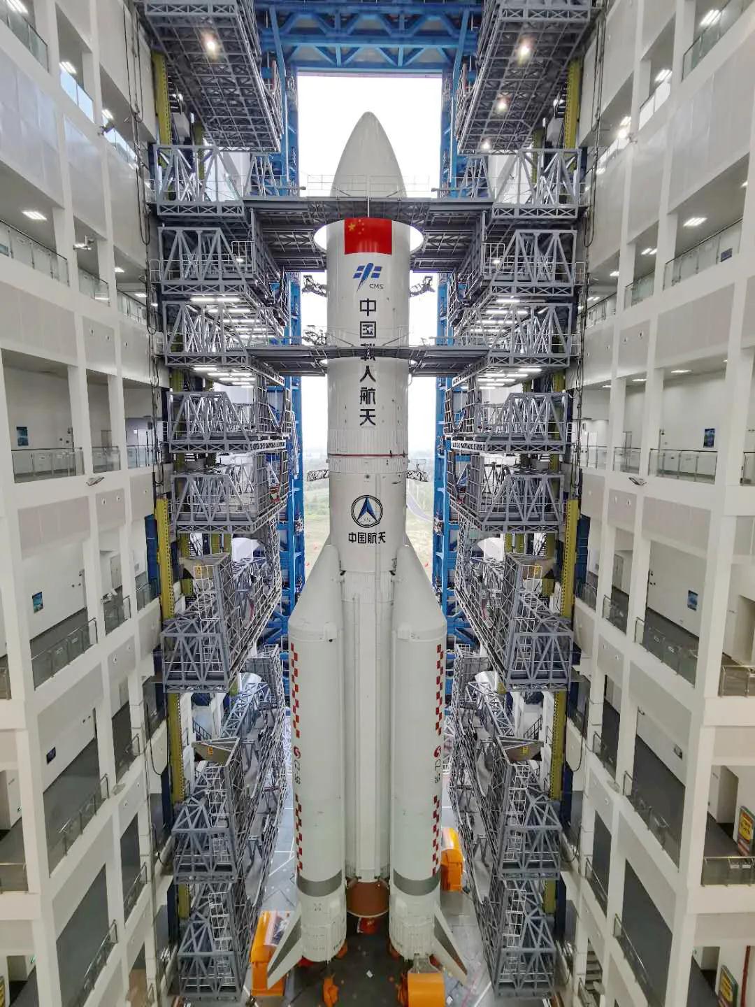 天下事   中国新一代火箭 2030可载人登月