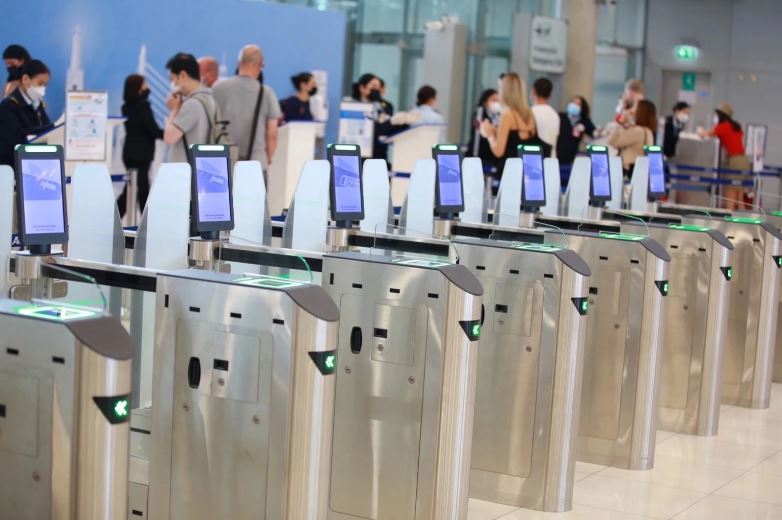   提高核对效率和服务质量 曼谷素旺那普机场9月1日启用自助检票系统  