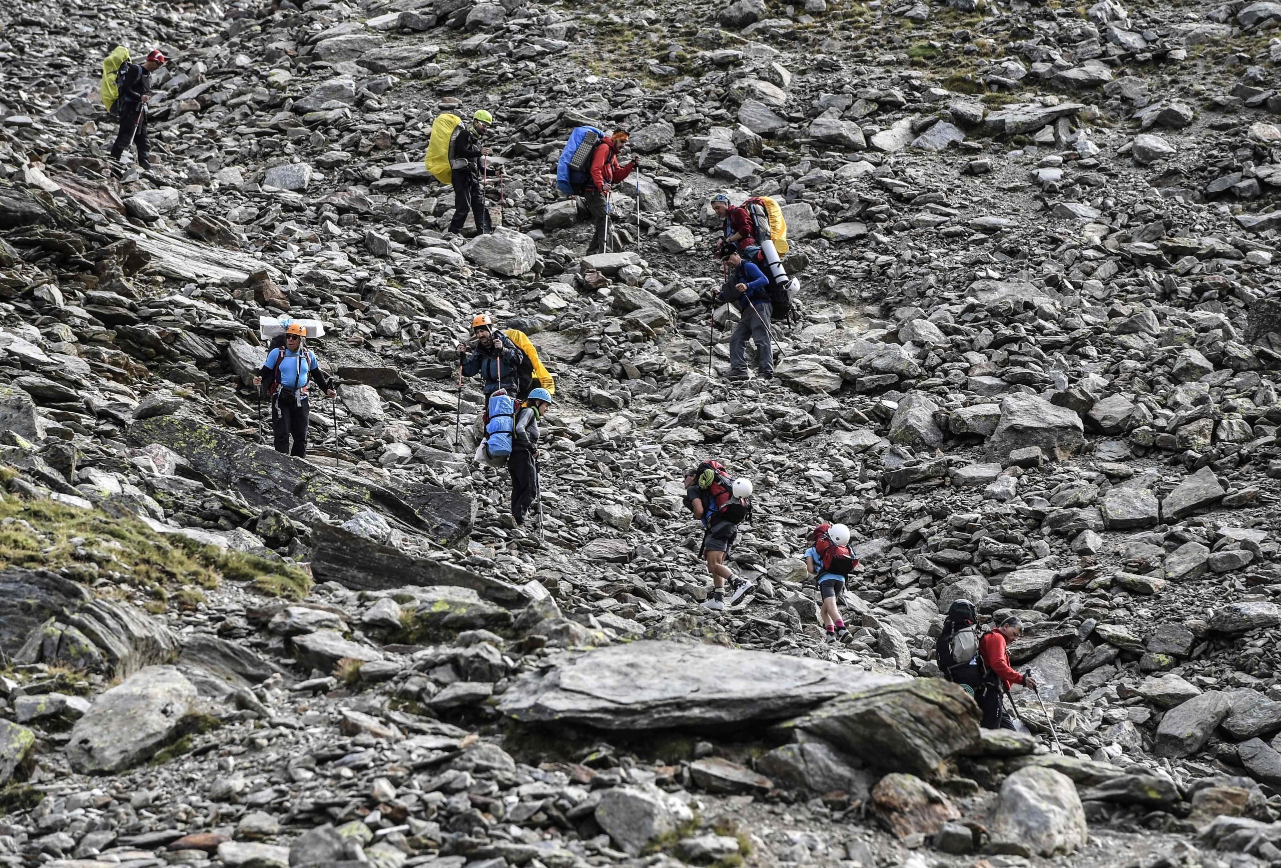搜救与丧葬费用押金！欧洲最高峰登山客恐需先备1.5万欧元