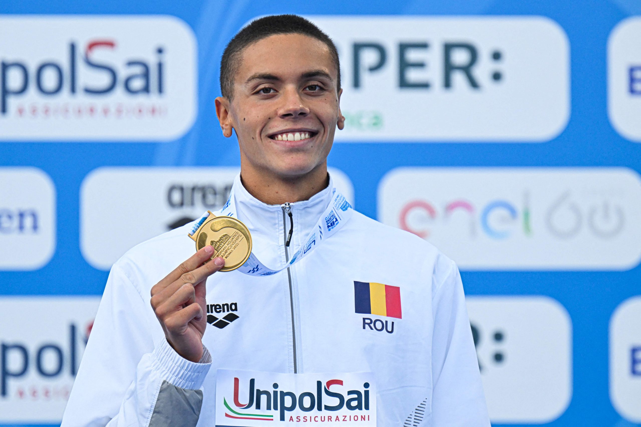 欧洲游泳锦标赛|刷百米自泳世界纪录  罗17岁小将46.86秒傲视全球