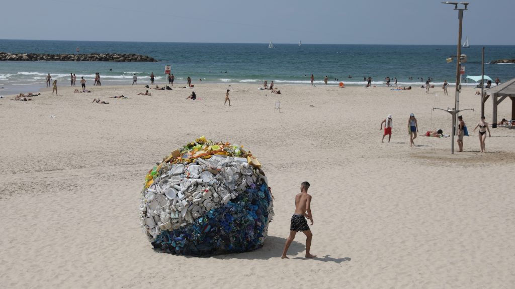 塑料沙滩球吁环保