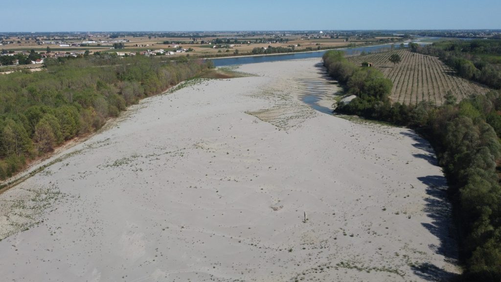 看世界 欧洲多条大河乾涸打击航运 科学家：乾旱或500年来最严重