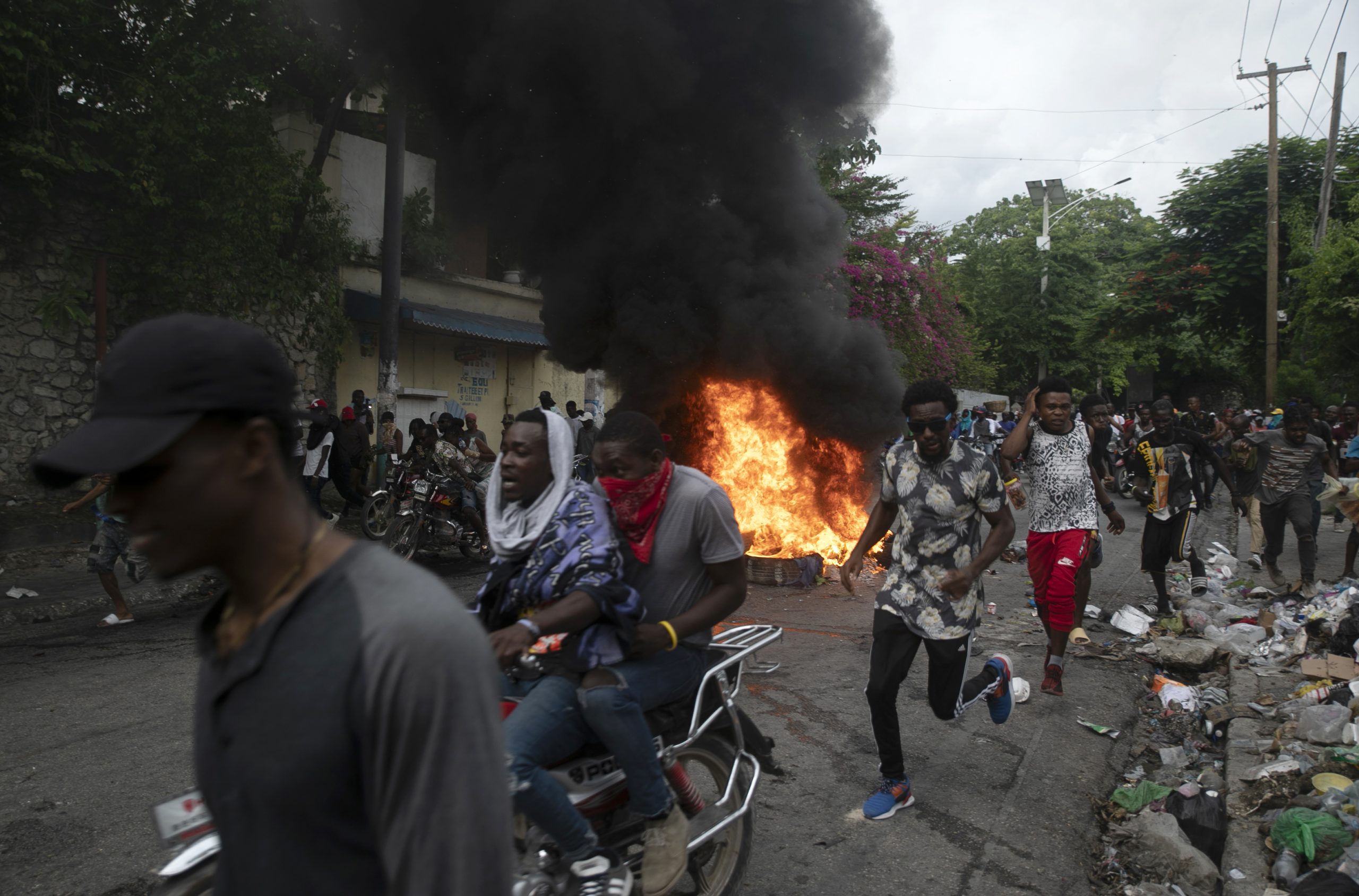 看世界／犯罪猖獗、通膨创新高 海地数千民众街头抗议