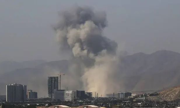 阿富汗首都清真寺大爆炸 传至少10死27伤