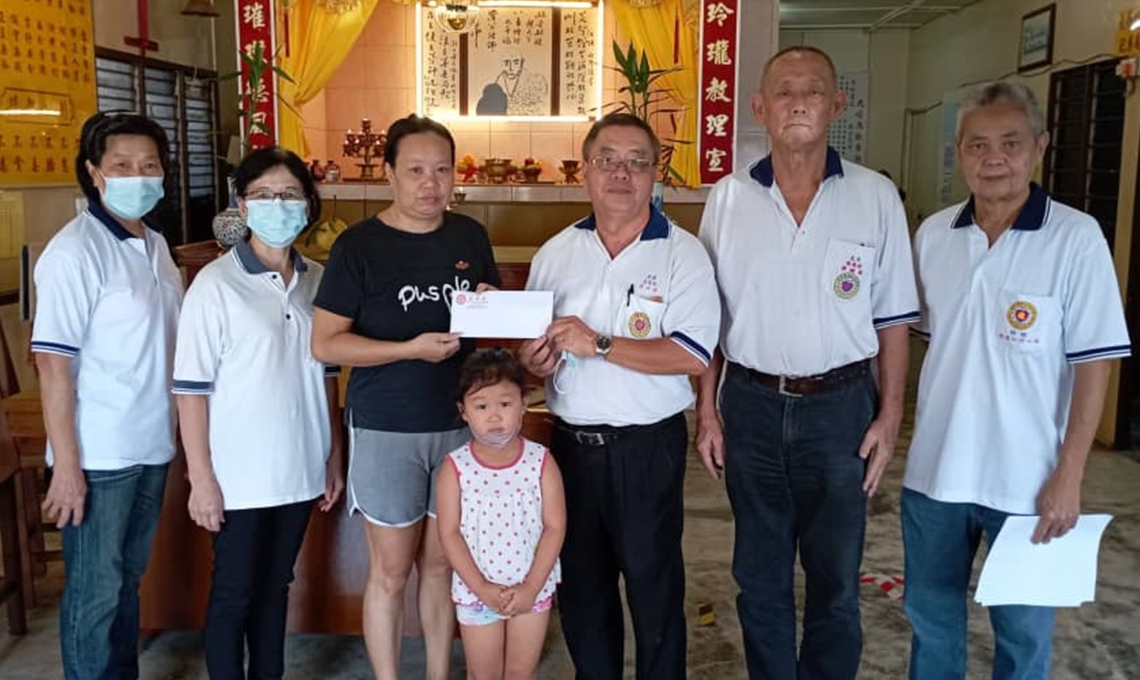 霹：小学生患血癌获2德德社各捐1000令吉资助
