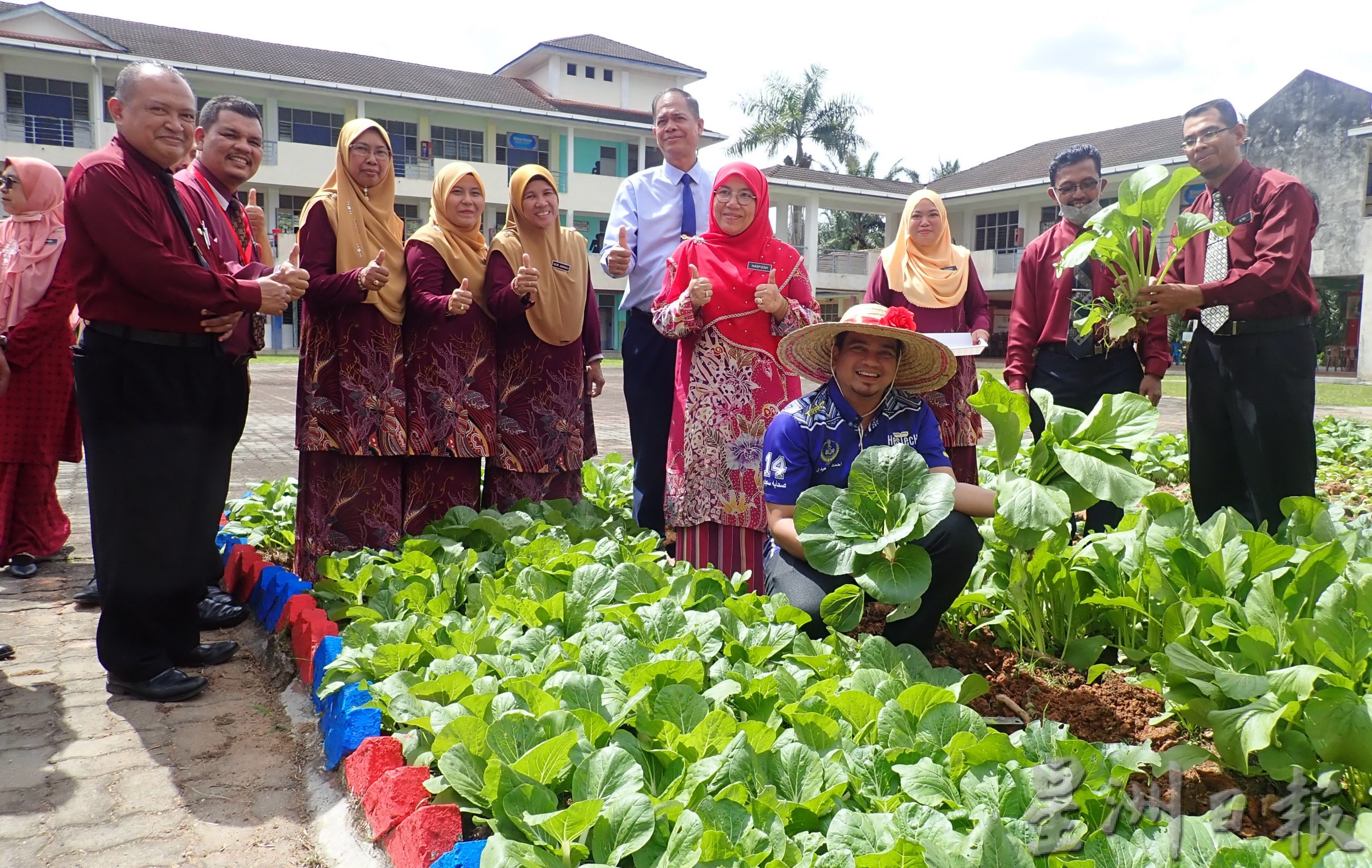 霹：峇登国小展开特殊学生绿化计划