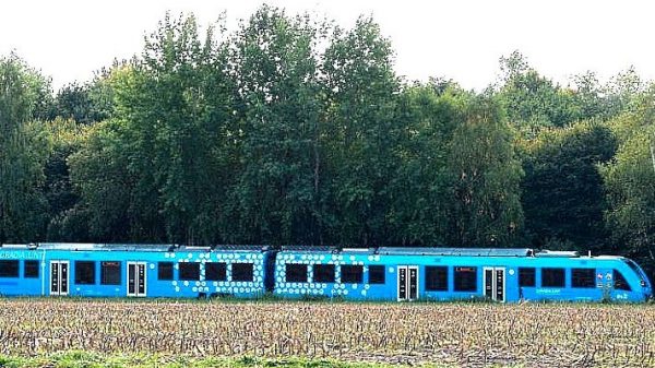 Whistle blows in Germany for world’s first hydrogen train fleet