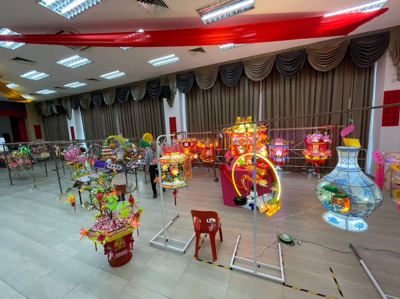 ns芙蓉：第37届全国华人文化节-全国花灯制作比赛出炉！评审：高水准