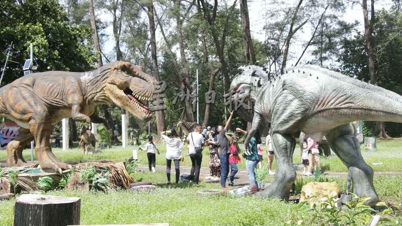 恐龙“入侵”丹绒亚路？ 侏罗纪主题公园即起开放