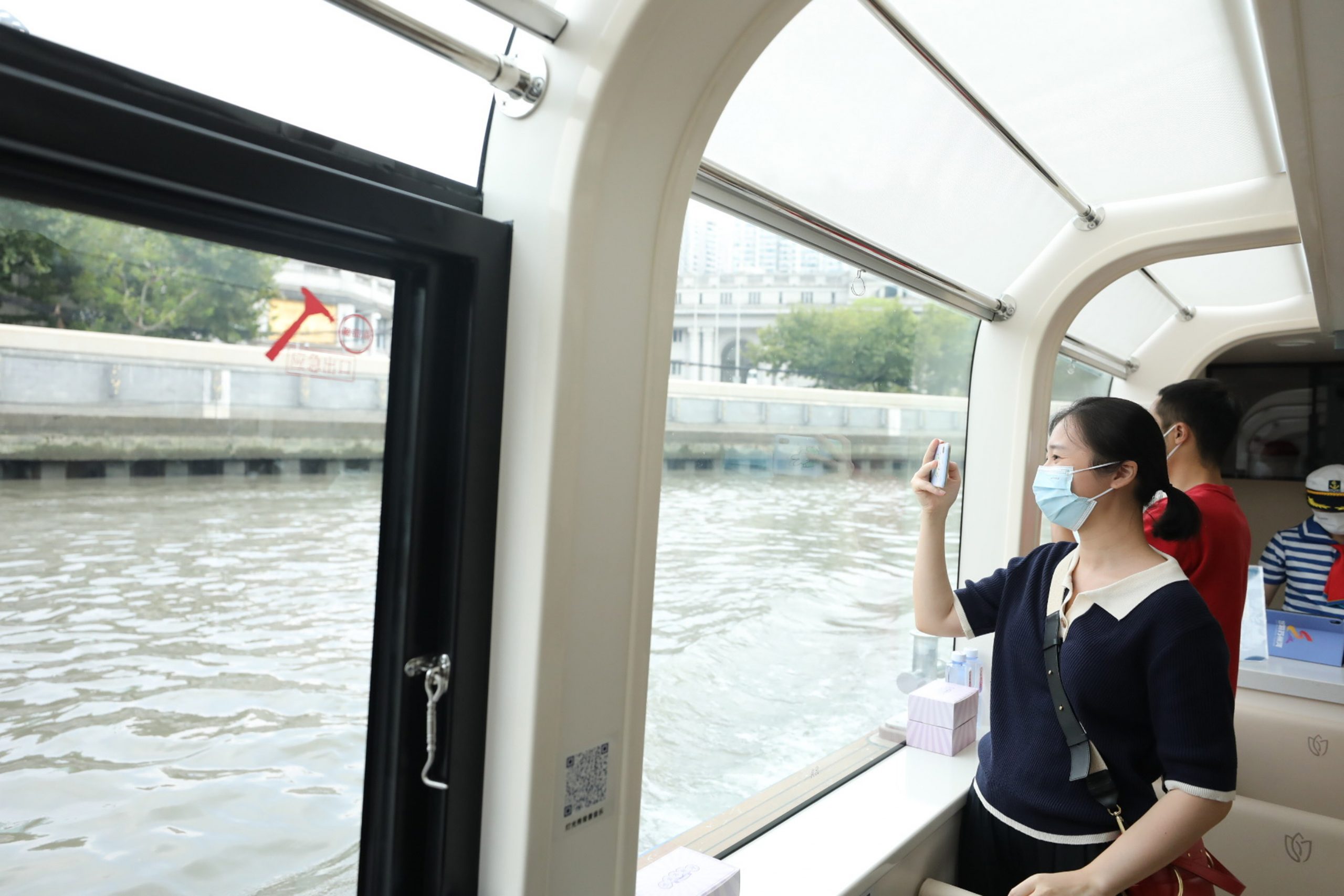 上海旅游节如约而至 苏州河旅游水上航线开通试航