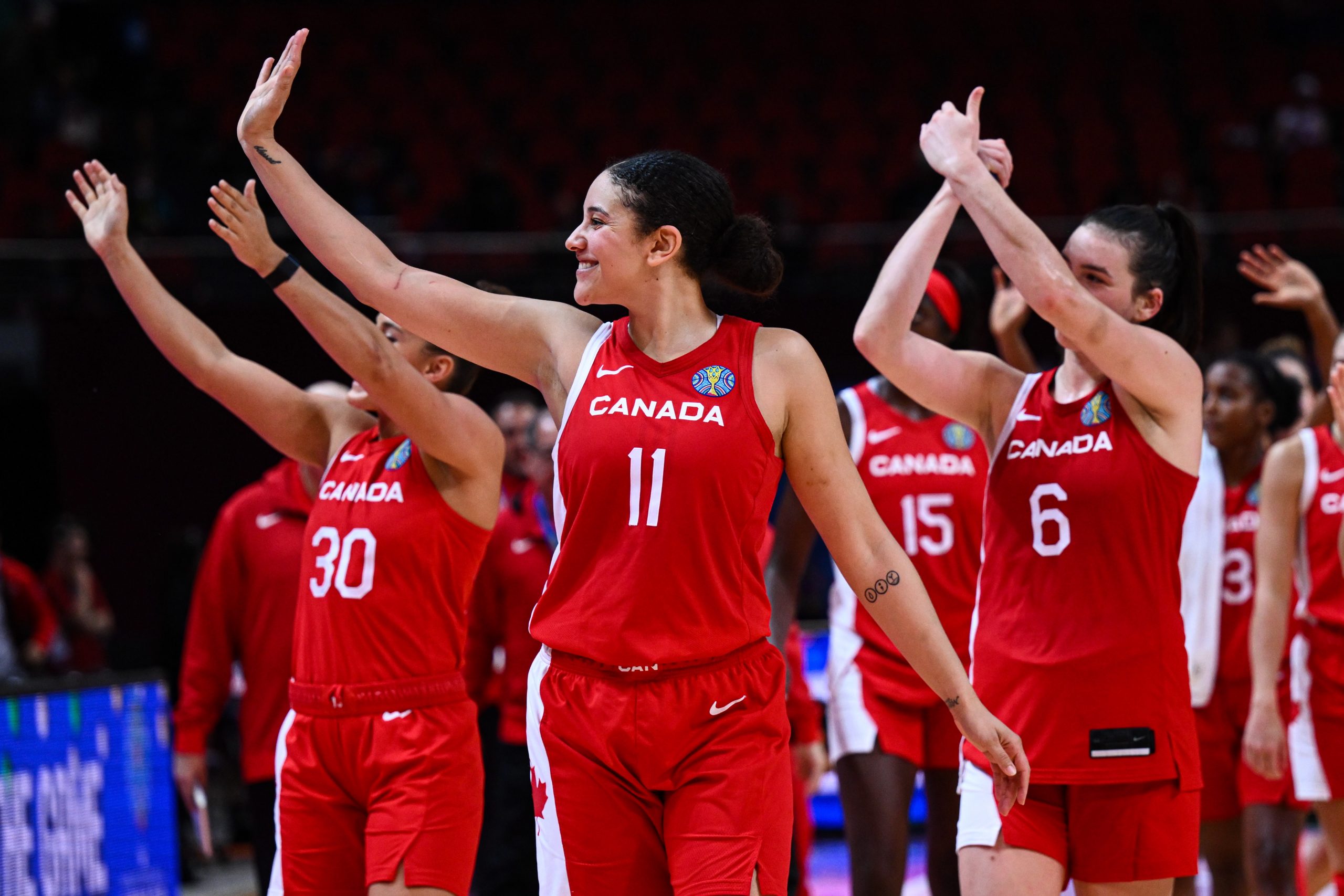 世界杯女篮赛| 狂胜塞尔维亚33分  美国挟28连胜闯4强