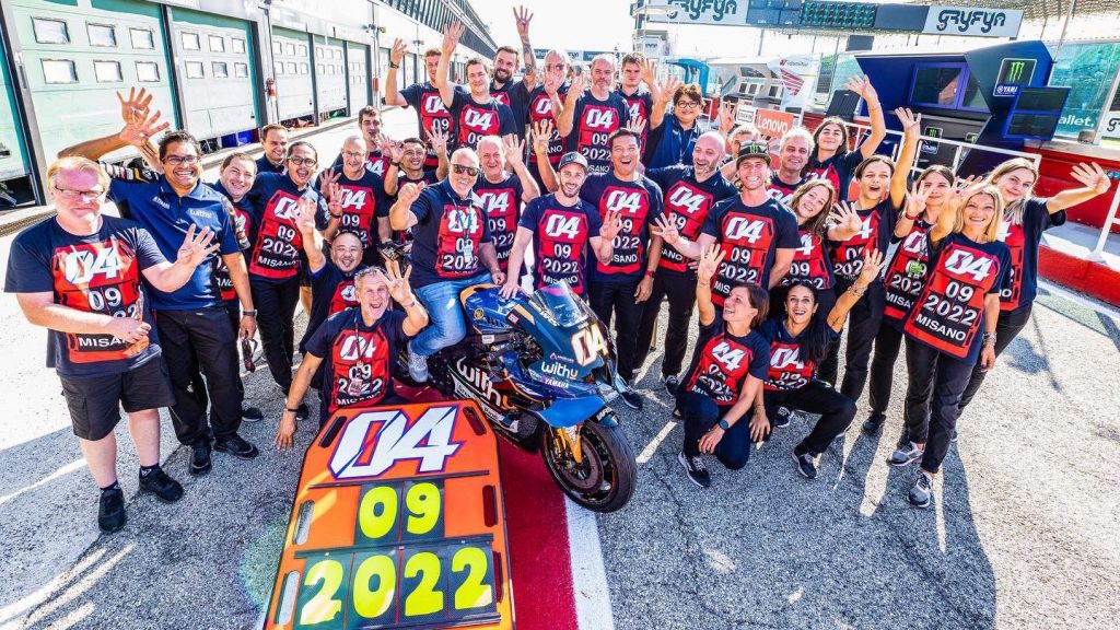 圣马力诺站MotoGP|巴尼亚亚豪砍4连冠 托维谢幕：我生涯已很完美