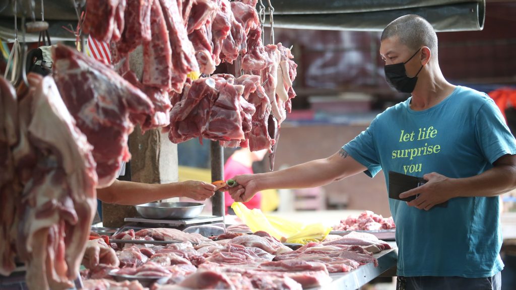 九度调涨 每公斤又涨RM1  生猪肉“贵到离谱” 