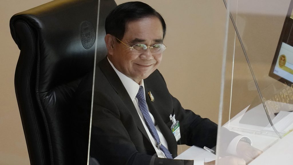 泰法院裁定任期未满      巴育可留任首相