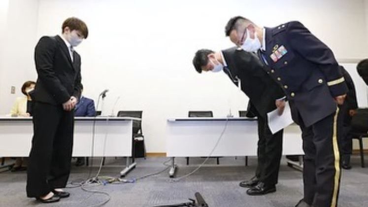 女兵遭15男队员性骚 日本自卫队公开道歉