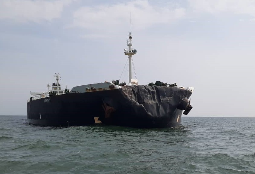 柔：2货船在峇水域，发生碰撞受损