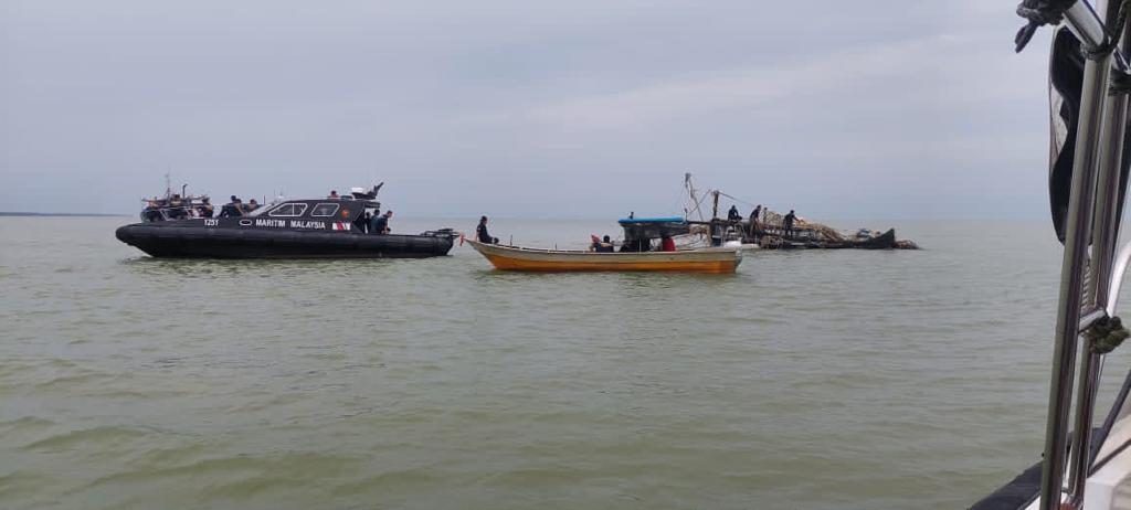 柔：渔船遇大浪翻覆 最后一名失踪者仍无音讯