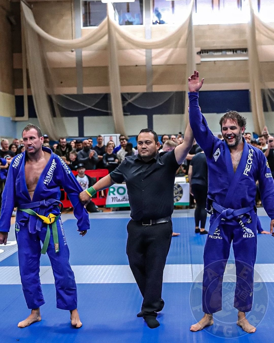 汤哈迪参战武术比赛 夺巴西柔术金牌