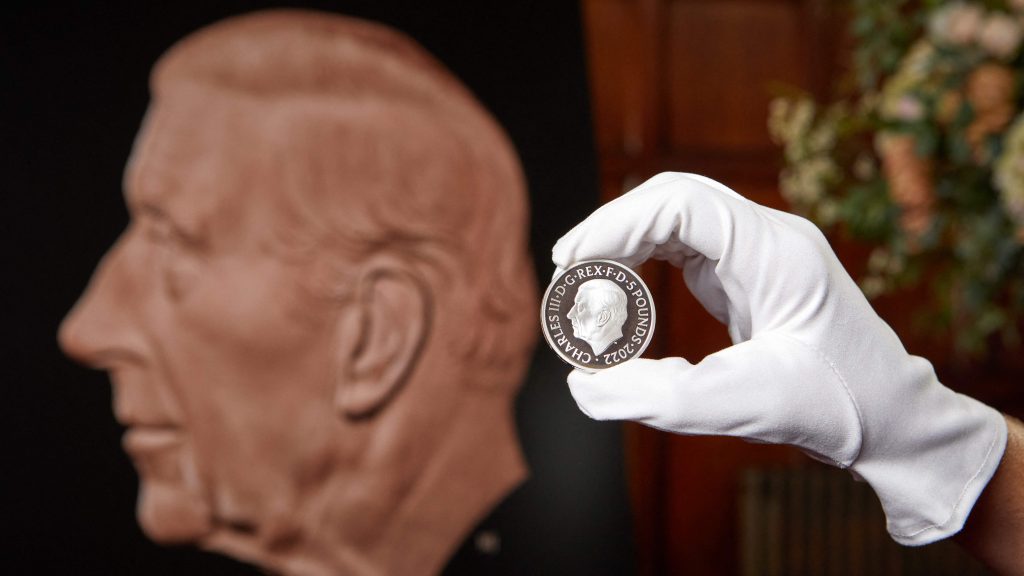 查尔斯三世肖像新硬币曝光 预期圣诞节前流通