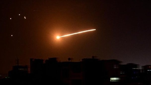 以色列射导弹 袭敍利亚大马士革机场