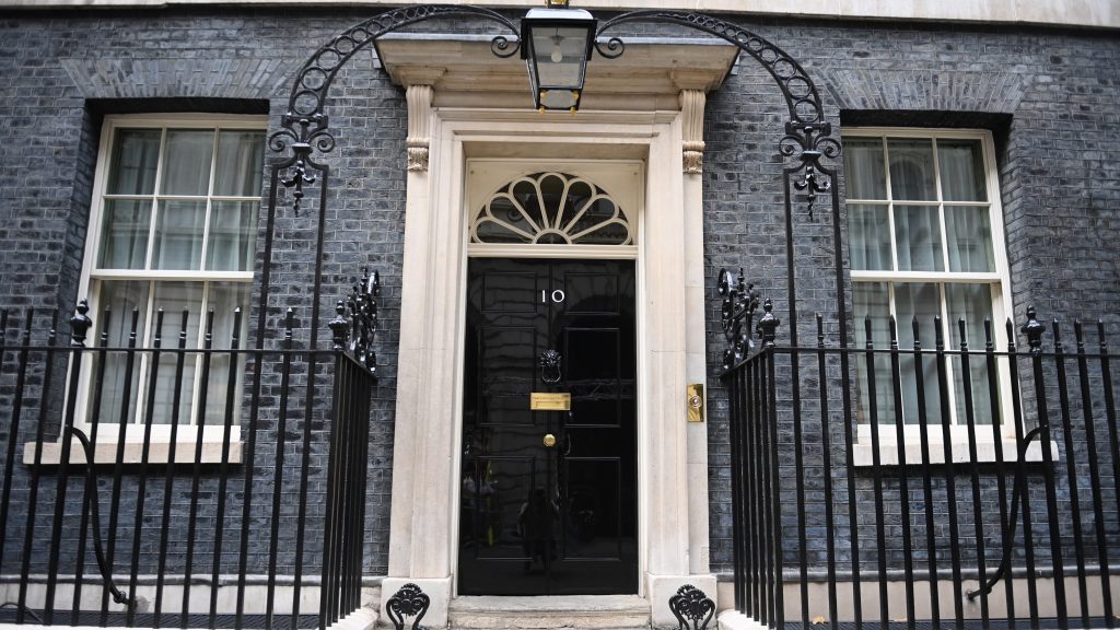 英国现任内阁核心官员　被两女控遭殴打性侵