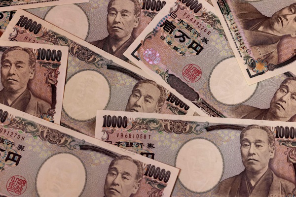 日本砸3兆日圆  干预汇市规模创高