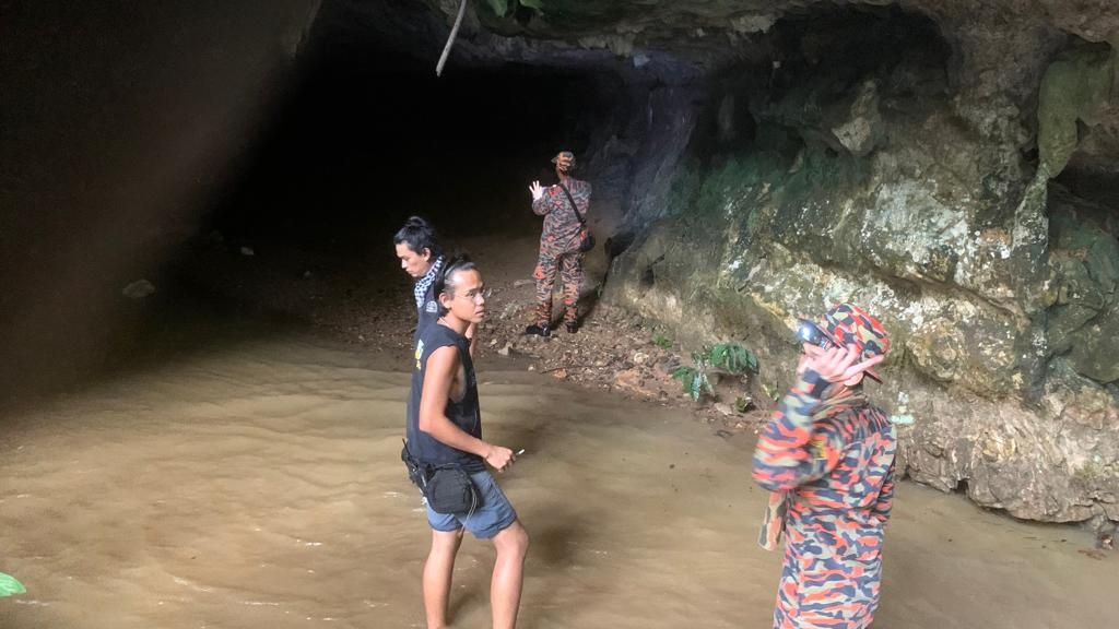 《爆裂点》椰壳洞取景遇淹水 周秀娜谭俊彦受困3小时