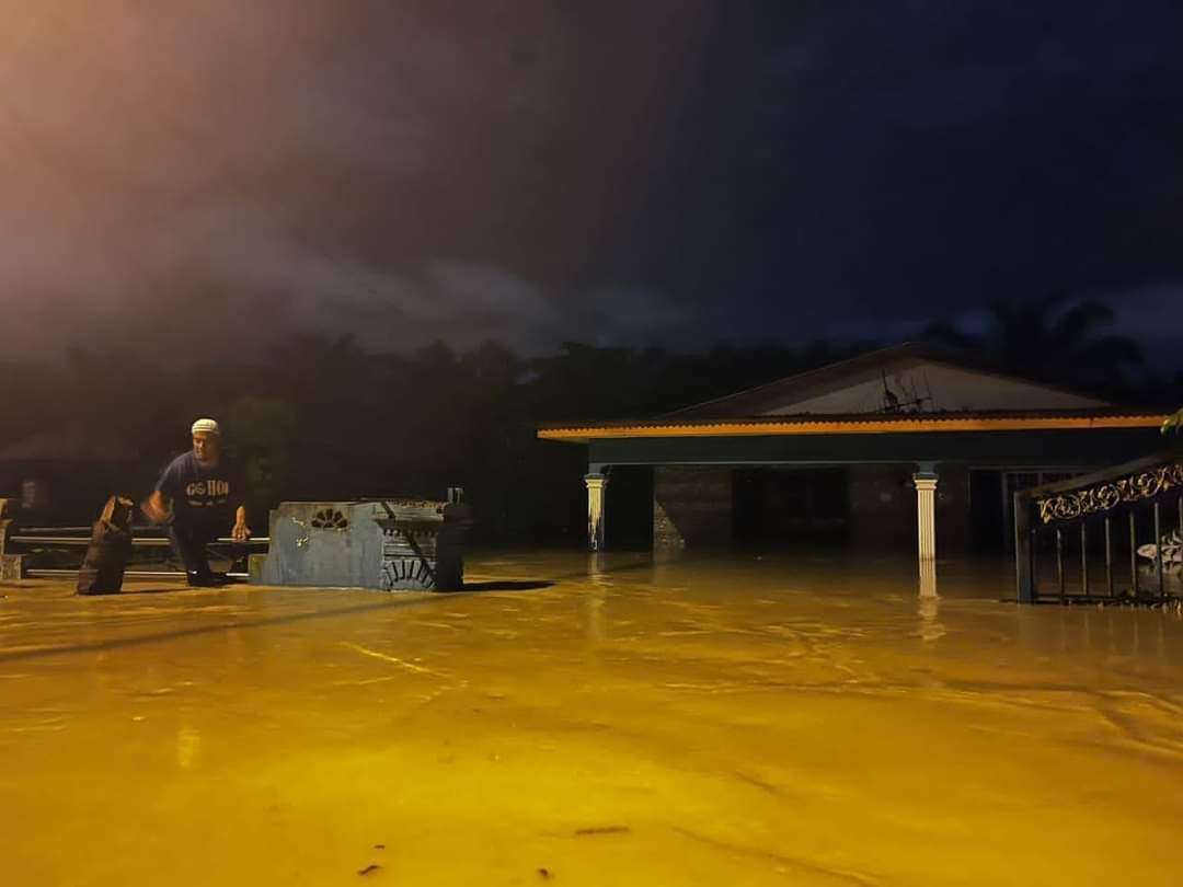 全国版／霹10月首起疏散水灾 撤93人到临时中心