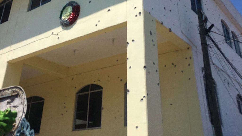 墨西哥市政厅遭血洗18死 死者包括市长 “整栋楼满布弹孔”