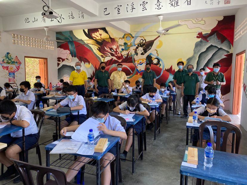 柔：峇华仁中学入学试，共414考生赴考