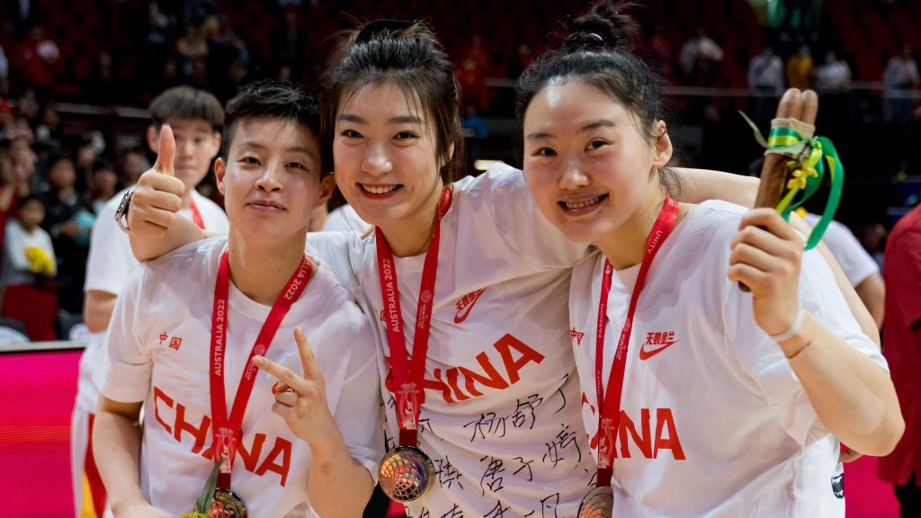 网暴中国女篮运动员  多个微博账号被禁言