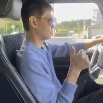 车祸后开车出门画面疯传 林志颖双颊凹陷