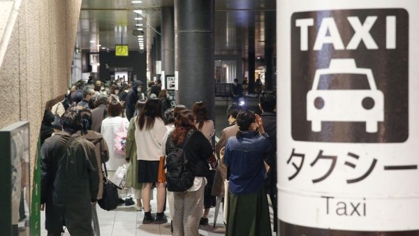 防疫放宽旅客来  日本9月服务业PMI升至52.2
