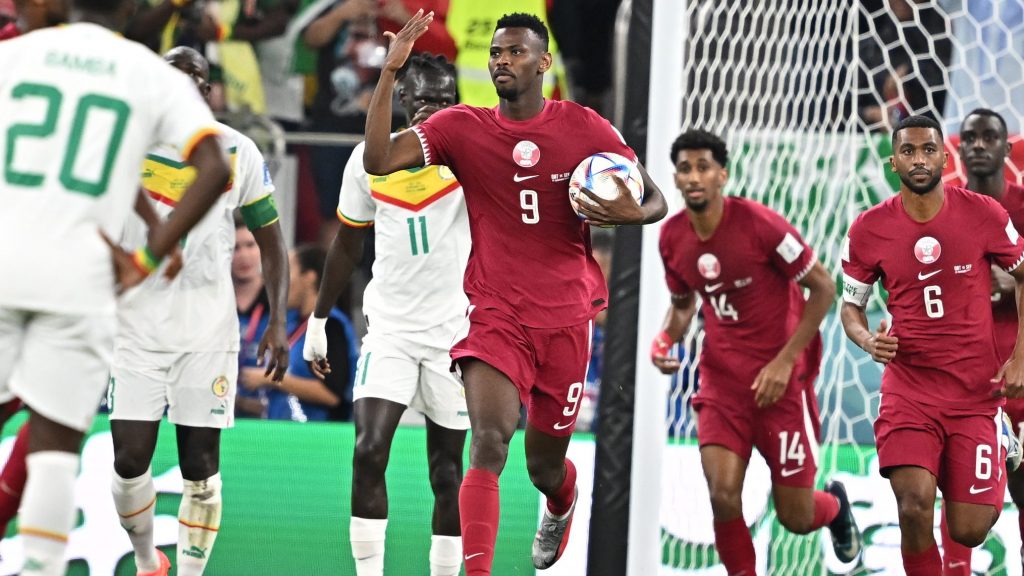 2200亿美元打造世界杯  卡塔尔换来历史第一球