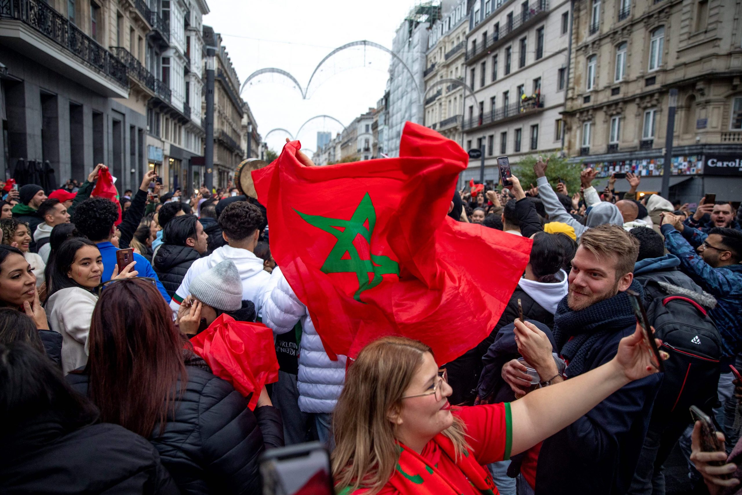 世界杯|摩洛哥球迷为赢球狂欢  比利时各都市爆发骚乱