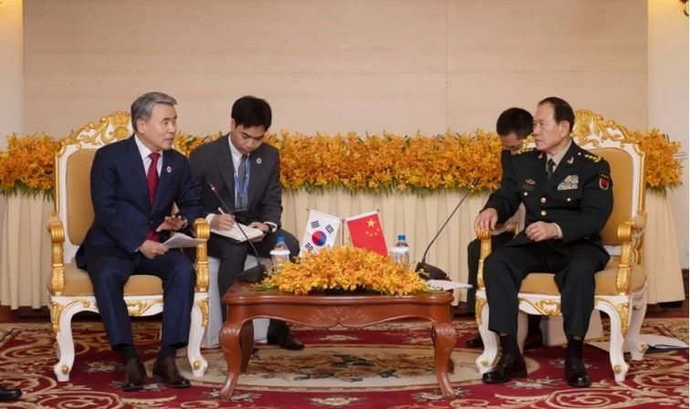 中韩商定恢复国防部长互访 重开军事直通电话