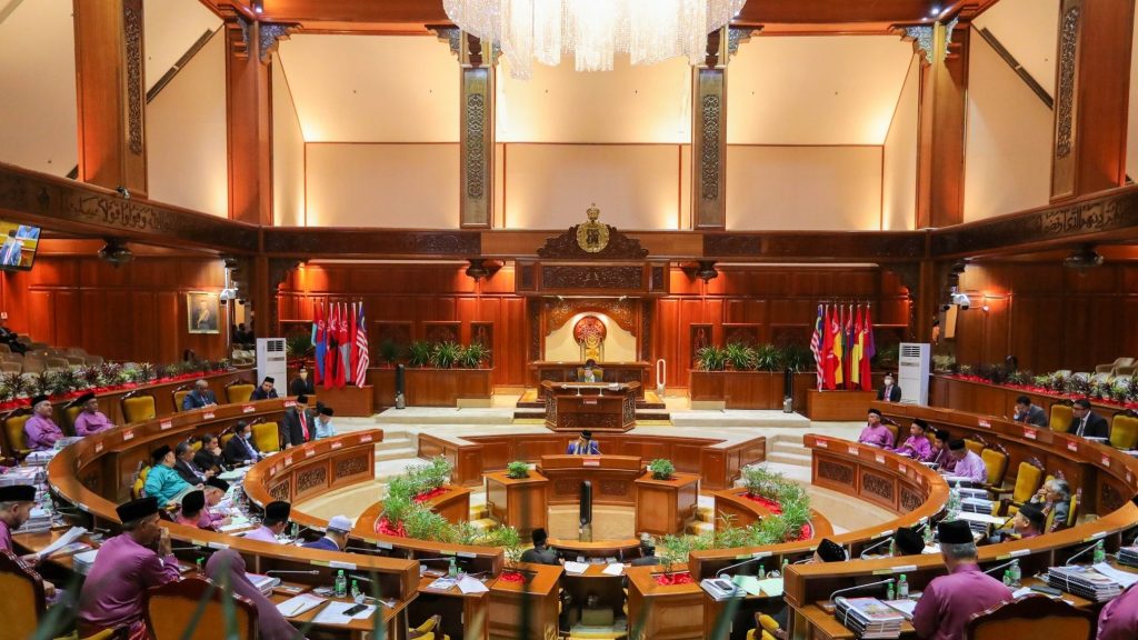 丹州议会 | 丹政府呈财案 赤字增至1.6亿