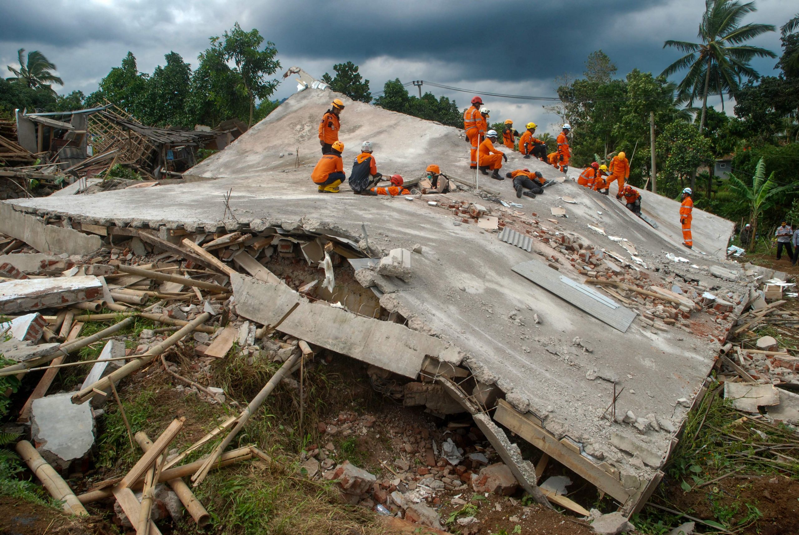 印尼地震为何伤亡如此严重　专家：靠近断层　建筑物没防震