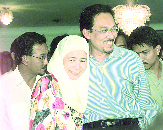 安华履历 1998年 / 和马哈迪一起