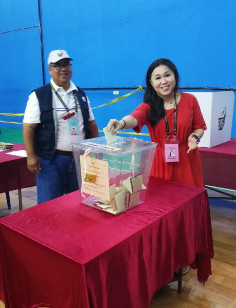 黄书琪穿红裙，颜炳寿回母校；居銮2候选人完成投票