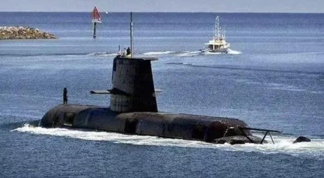 法国再向澳洲推销潜艇