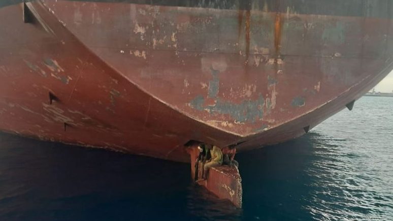 栖身油轮船舵11天　 3偷渡客获西班牙海防单位救上岸