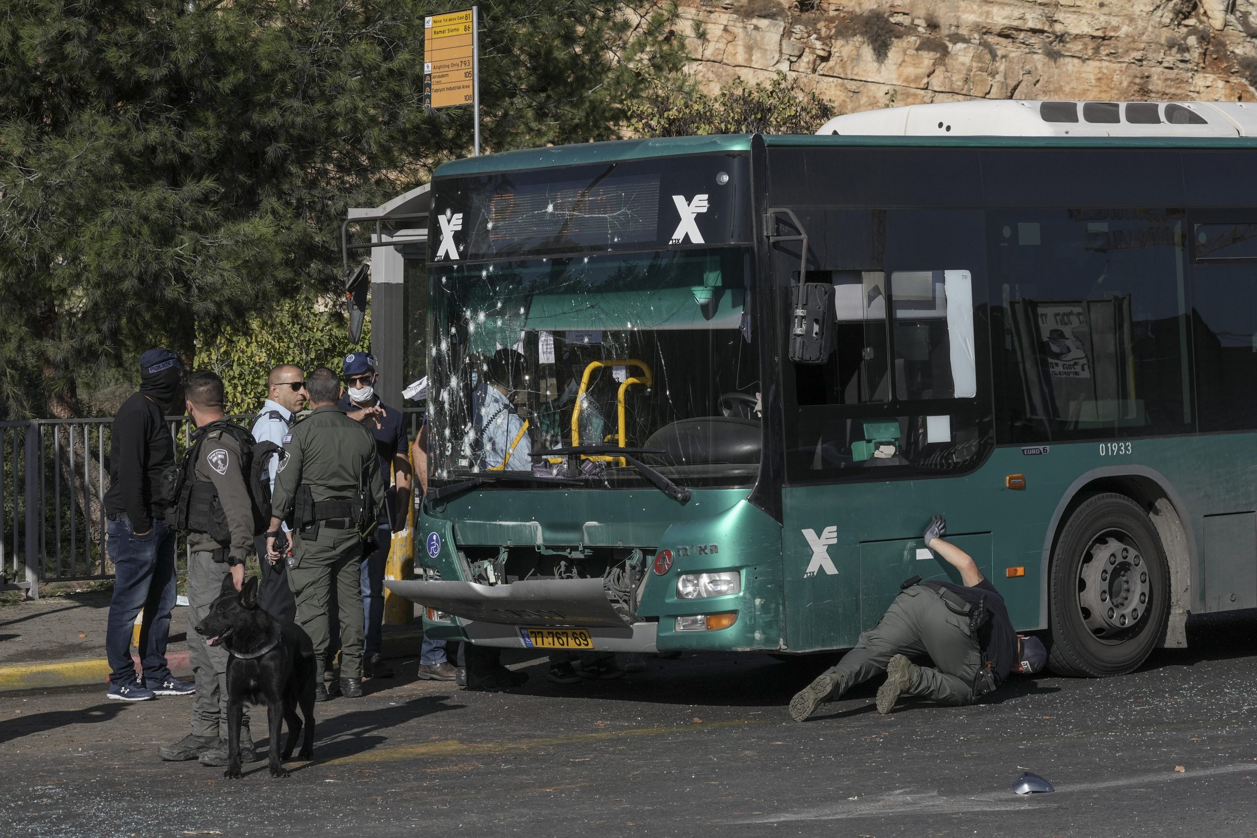 看世界)以色列耶路撒冷两巴士站爆炸　最少1死14伤
