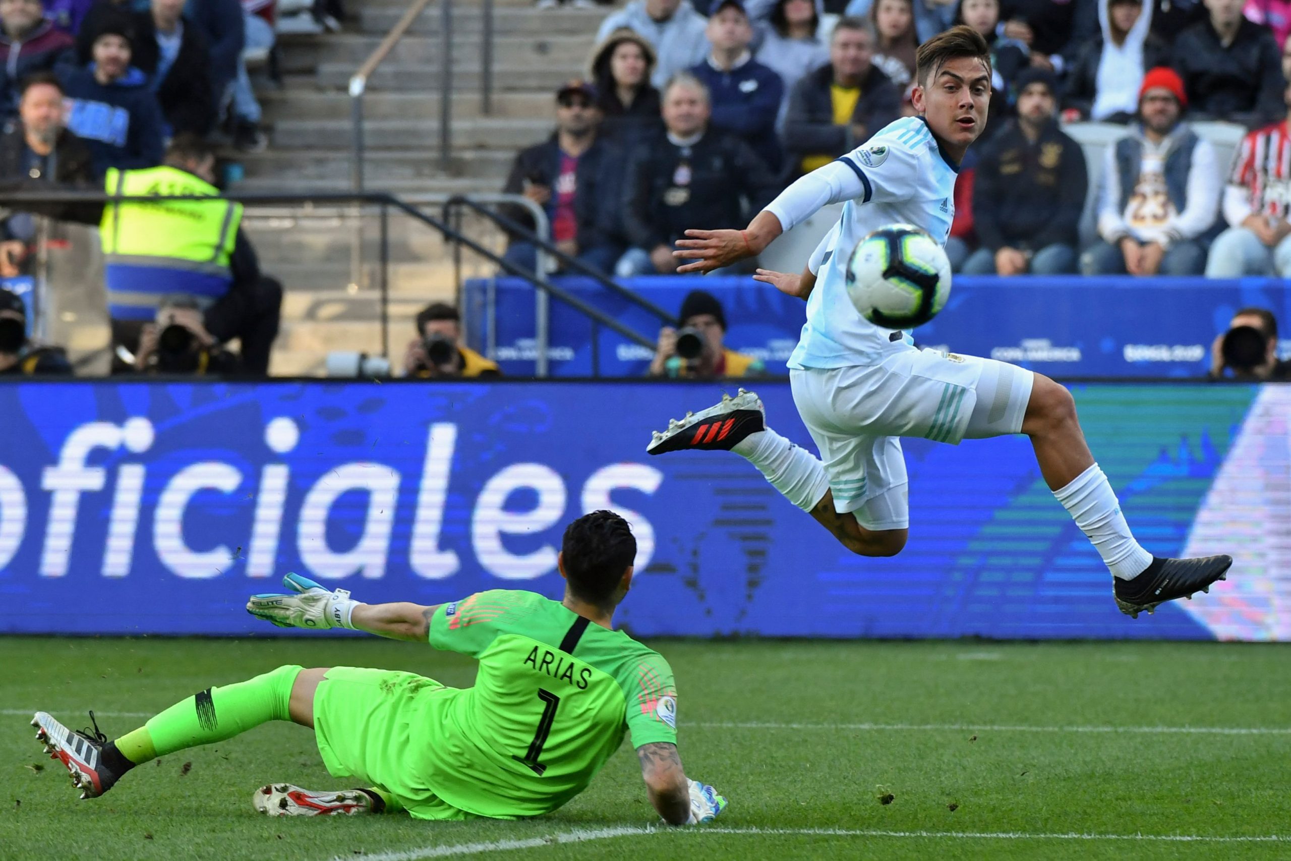 第5次带代阿根廷征世杯  梅西发起最后冲击