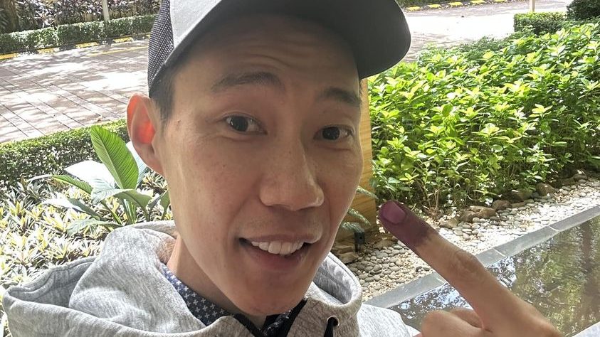 运动员社媒秀紫手指 李宗伟：“我投票了，你呢？”