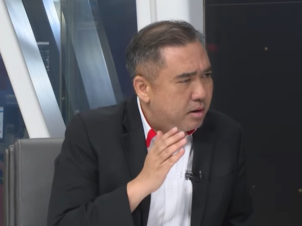 陆兆福：马来候选人代表行动党上阵饱受人身攻击和压力。（直播截图）