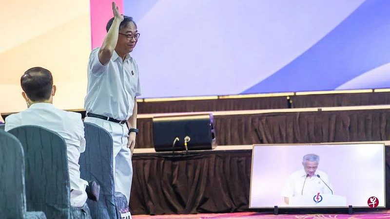 新加坡行动党主席 颜金勇卸任