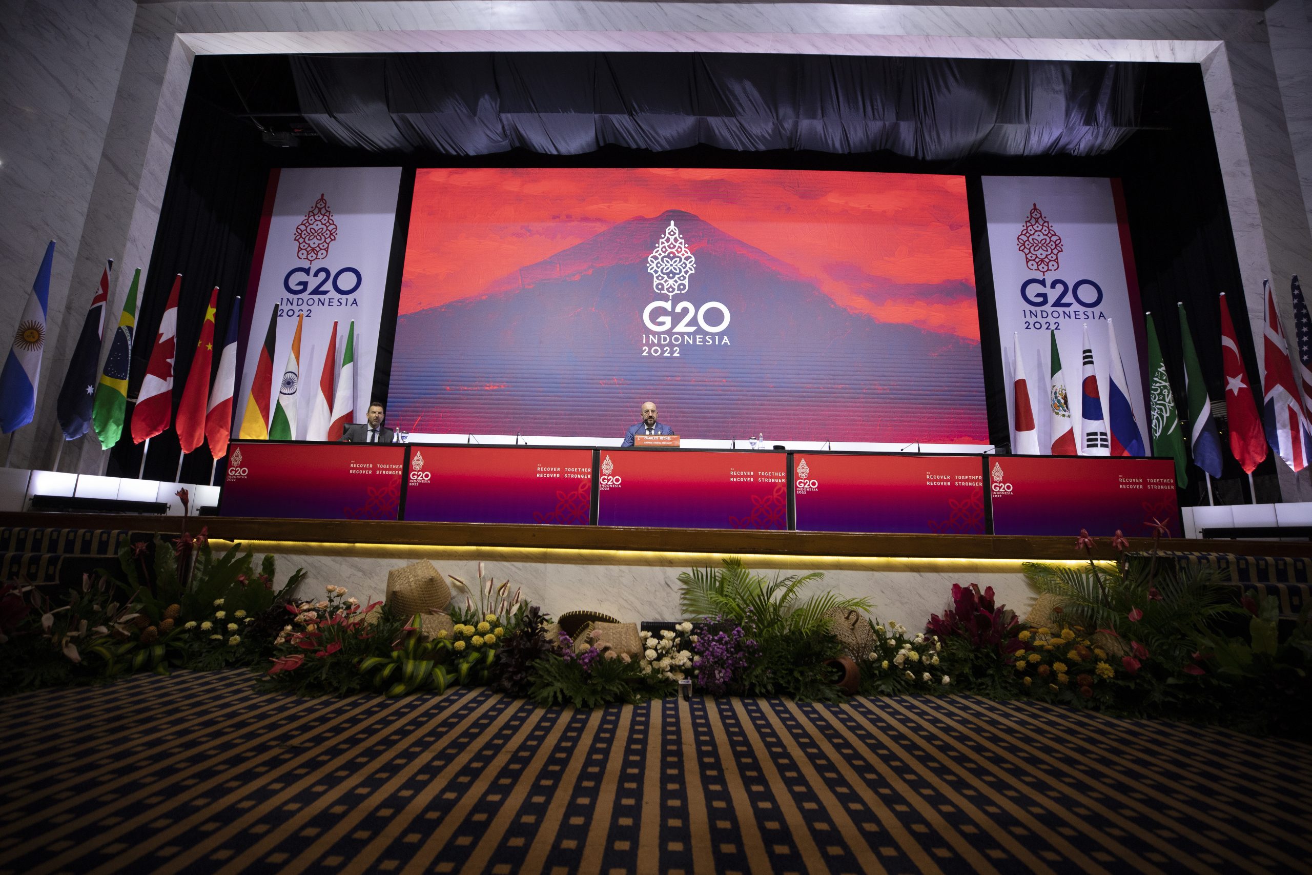 G20峇厘峰会开幕 印尼总统吁富国齐力协助世界经济复苏